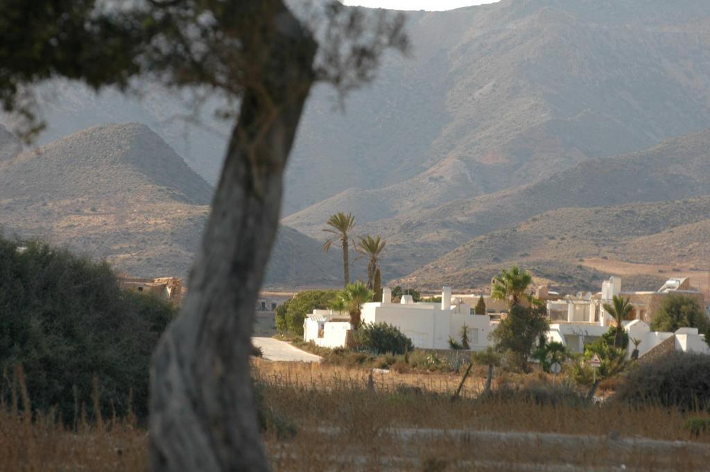 Отель Complejo La Ermita Родалькилар Экстерьер фото